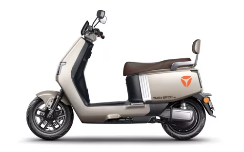 YADEA EPOC ELEKTROMOS ROBOGÓ (72V 38Ah grafén, 45km/h, 3200W, 150N·m, 80kg) - ARANY