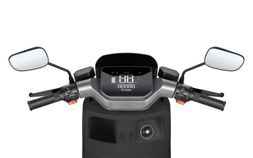 YADEA EPOC ELEKTROMOS ROBOGÓ (72V 38Ah grafén, 45km/h, 3200W, 150N·m, 80kg) - ARANY